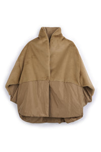 Poncho Donna Elegante in Poliestere, Mantella Donna Oversize con Effetto Pelliccia e Tessuto Liscio, Capospalla Donna Invernale Casual Chic.